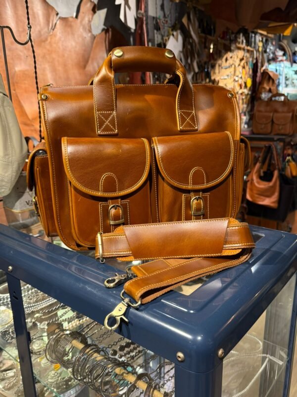 Retro Handbag Messenger Bag Casual Large Capacity ,Leather Bag ,Luggage Bag