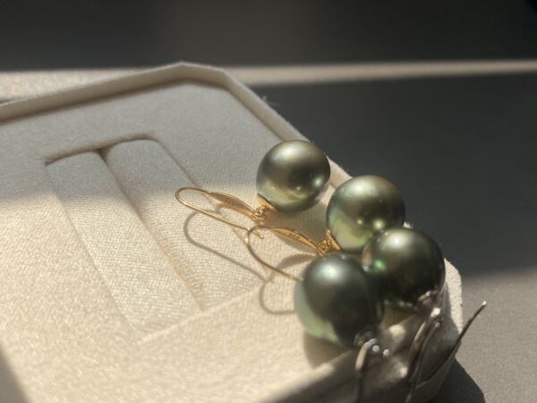 14K(585) Yellow Tahitian Gold Pearl Drop Earring