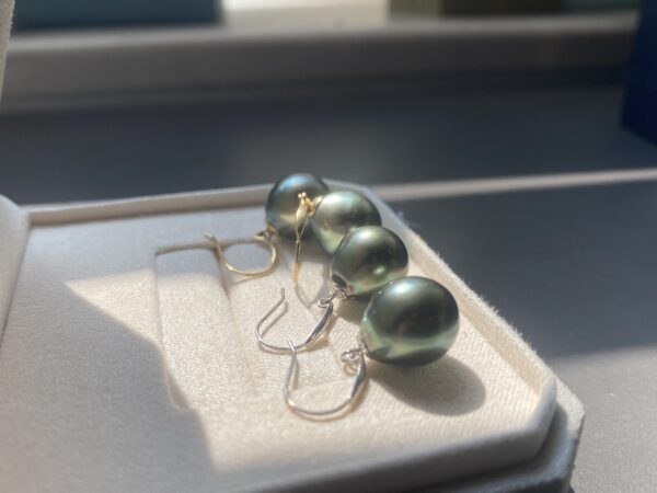 14K(585) Yellow Tahitian Gold Pearl Drop Earring