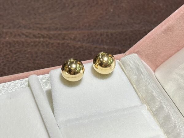 18K Yellow Gold 10mm Ball Stud Earring