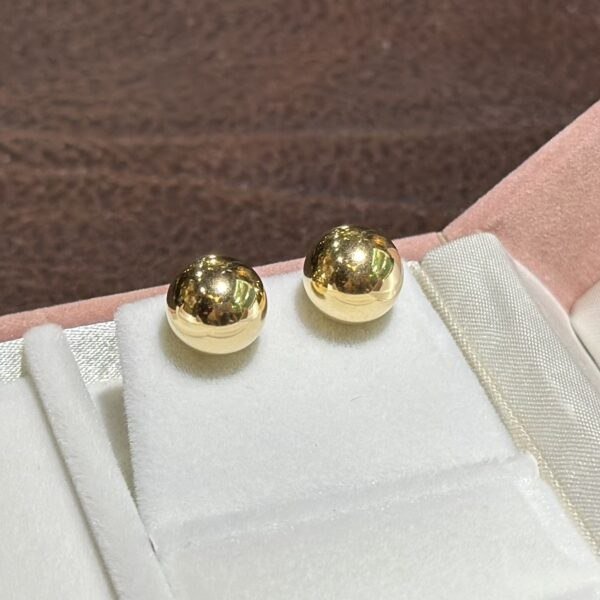 18K Yellow Gold 10mm Ball Stud Earring