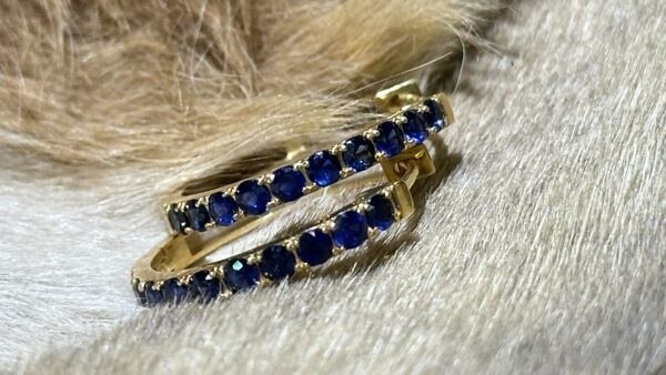 18K Yellow Gold Sapphire Hoop Earring