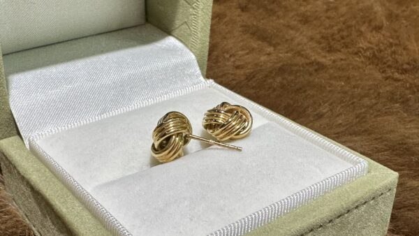 18K Yellow Gold Knot Knotted Earring,Knot Stud Earring