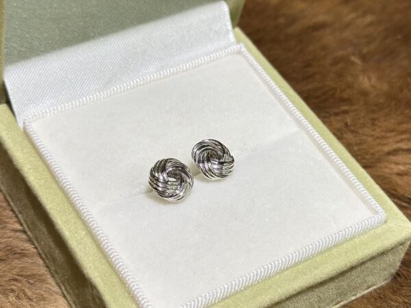 18K White Gold Knot Knotted Earring,Knot Stud Earring