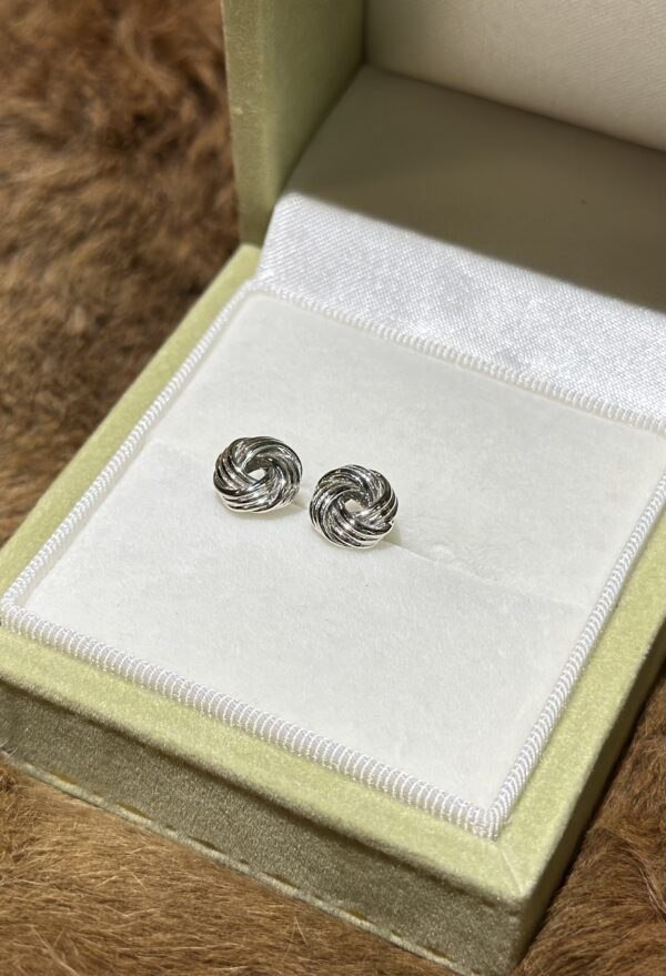 18K White Gold Knot Knotted Earring,Knot Stud Earring